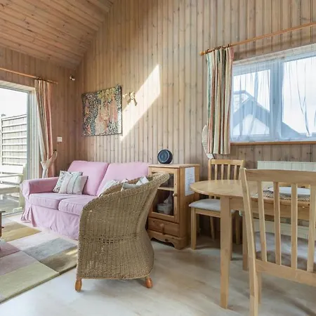 Holiday home Cartway Cabin *